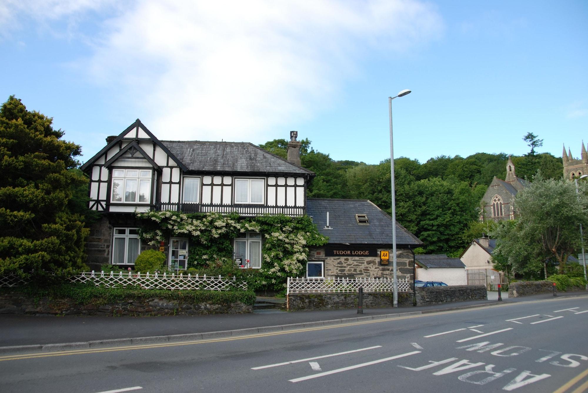 Tudor Lodge Porthmadog Zewnętrze zdjęcie