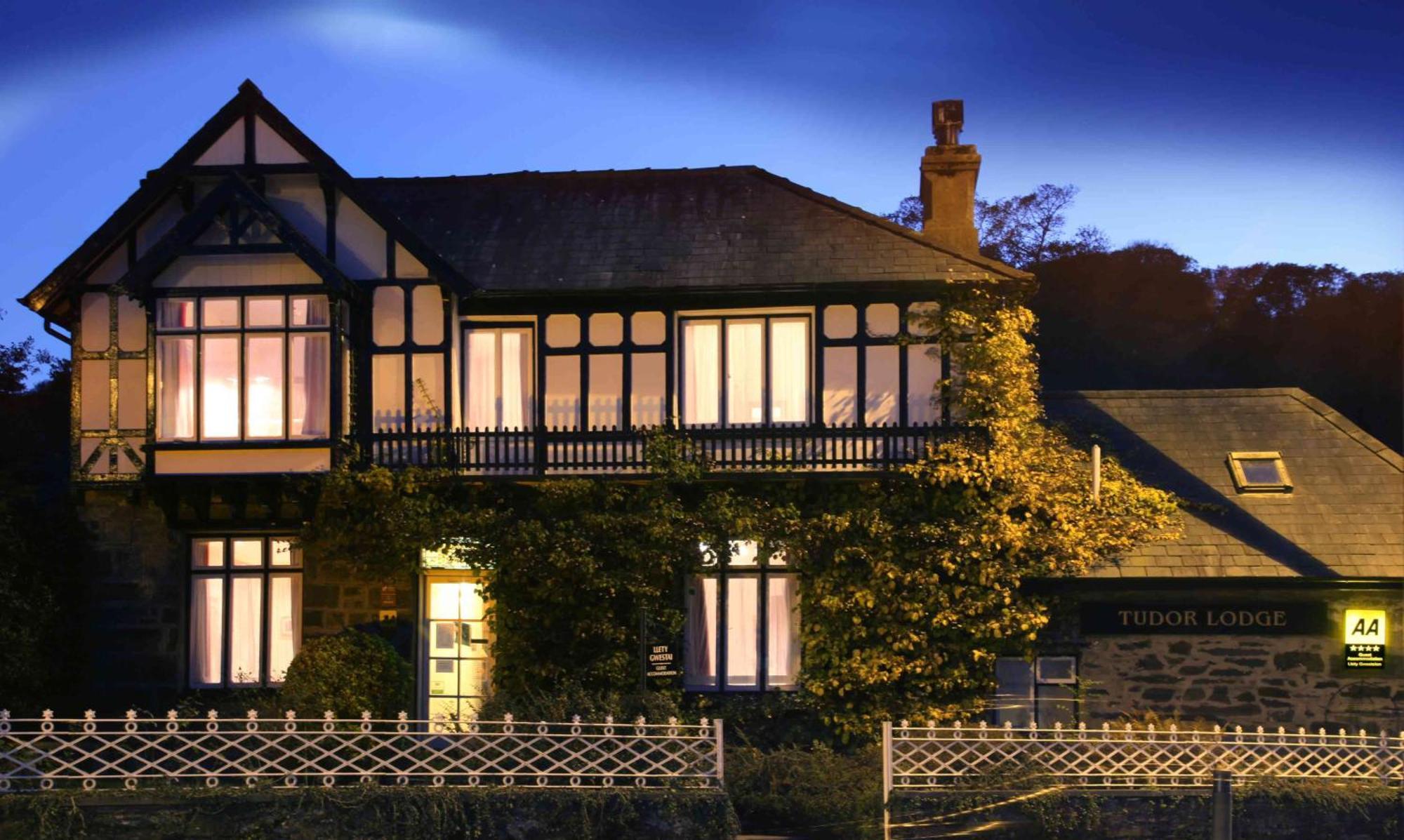 Tudor Lodge Porthmadog Zewnętrze zdjęcie